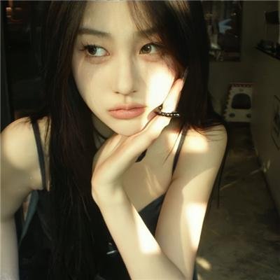 星光落在他掌心